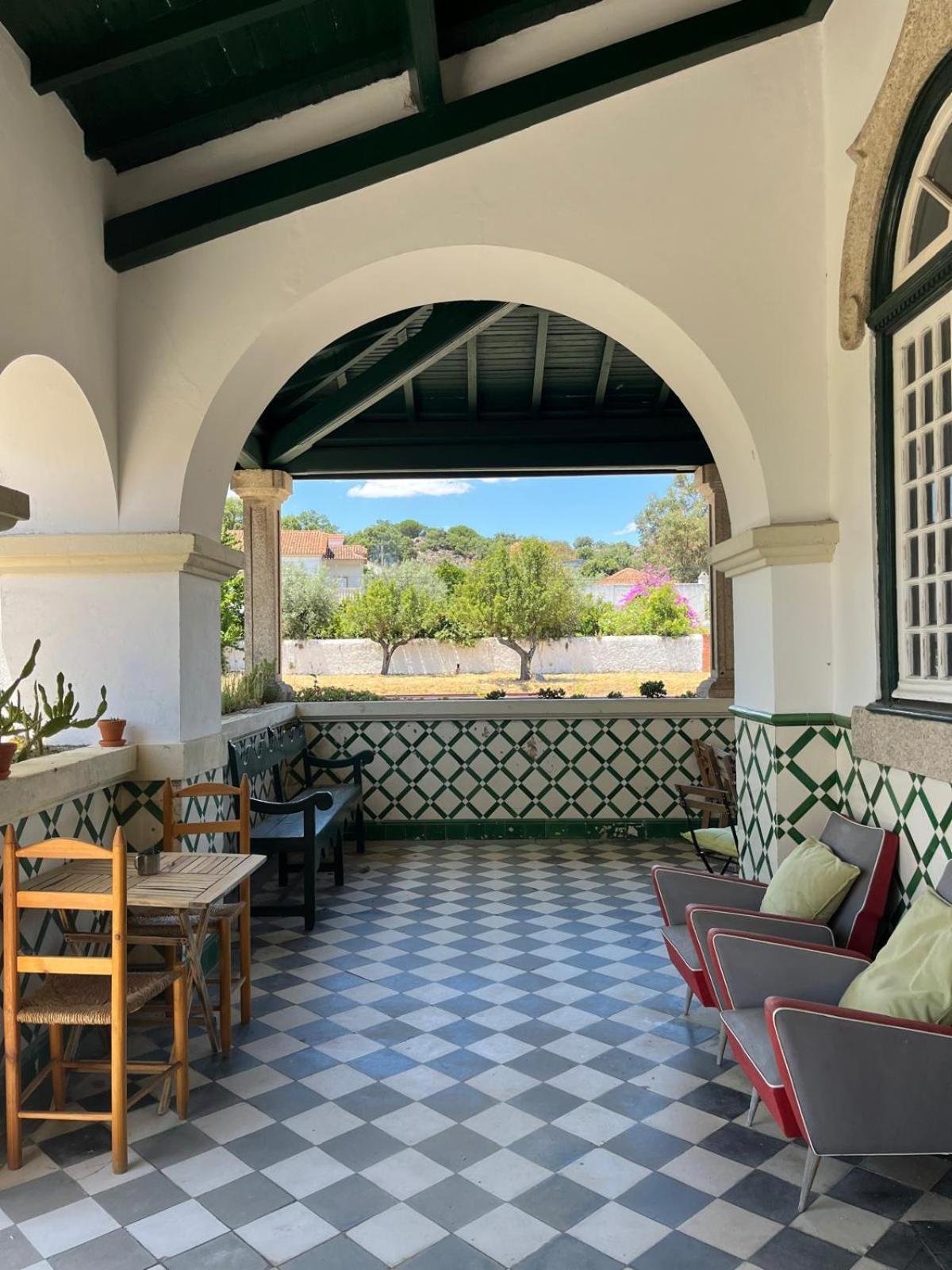 Train Spot Guesthouse Marvão Екстериор снимка